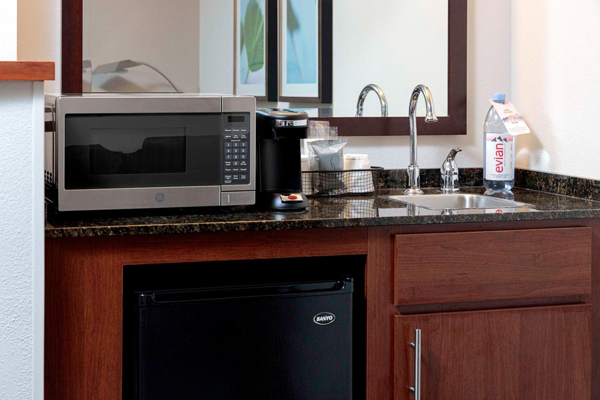 Hyatt Place Detroit/Livonia Dış mekan fotoğraf