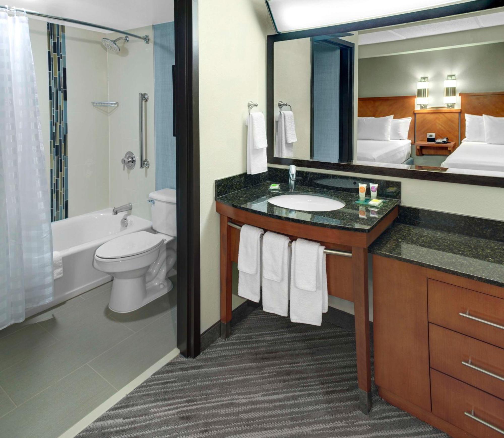 Hyatt Place Detroit/Livonia Dış mekan fotoğraf