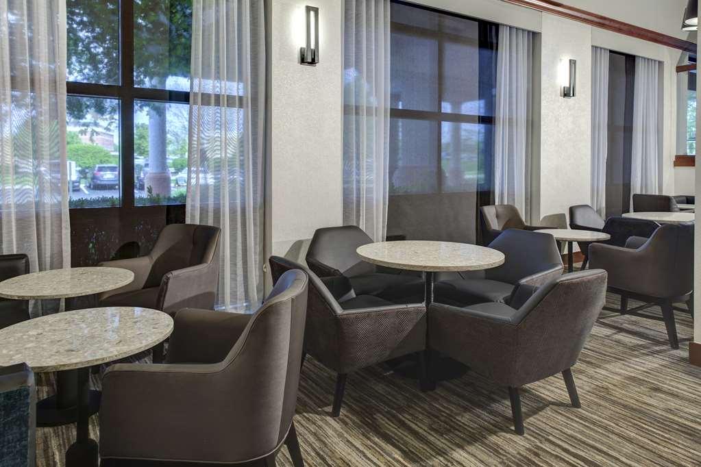 Hyatt Place Detroit/Livonia Restoran fotoğraf