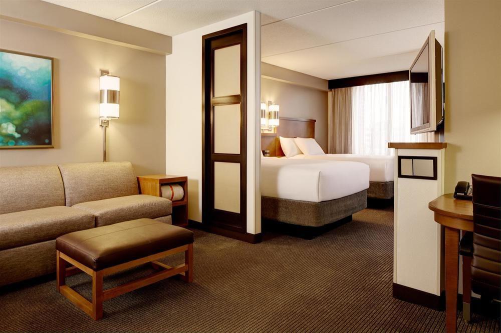 Hyatt Place Detroit/Livonia Dış mekan fotoğraf